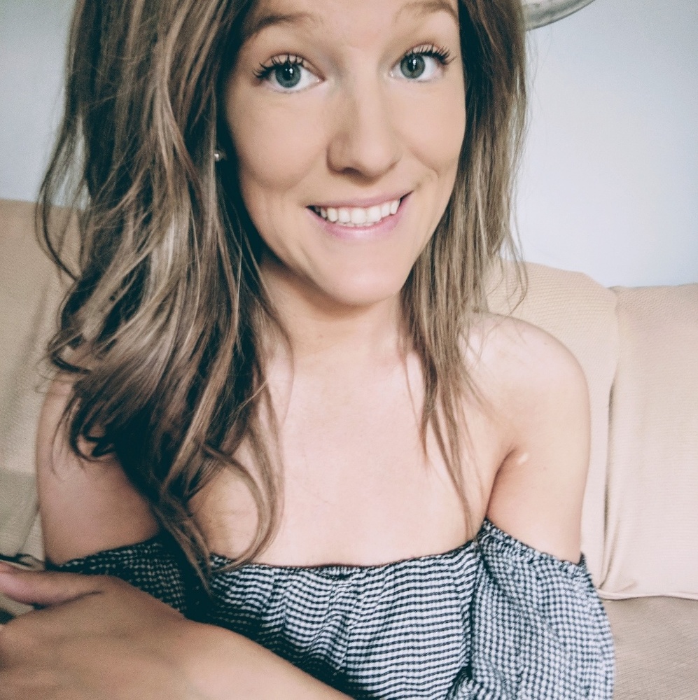 Meet your Posher, Melissa